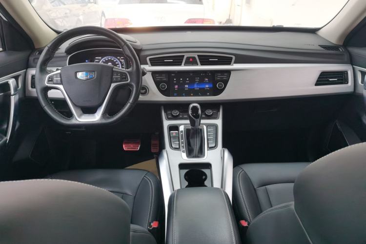 Used Geely Auto Emgrand X7 Sport 2016 1.8TD Automatic Smart Connectivity Version Center Console