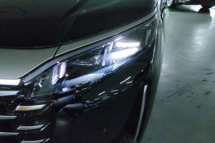 Used BYD Xia 2025 DM-i 1.5T 180km Beyond Edition
