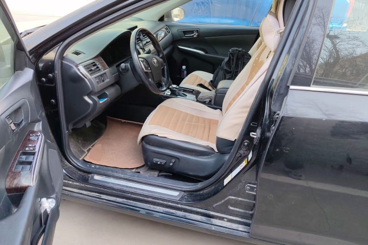 Used Toyota Camry 2016 2.0G 10th Anniversary Leading Edition