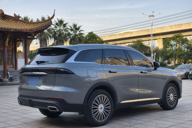 Used Chery Tiggo 8 L 2024 2.0T Two-Wheel Drive Prestige Version 5 Seats
