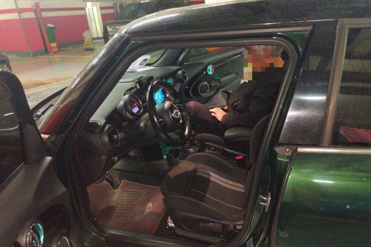 Used MINI 2018 1.5T COOPER Racing Edition Five-Door Version Left Front Seat