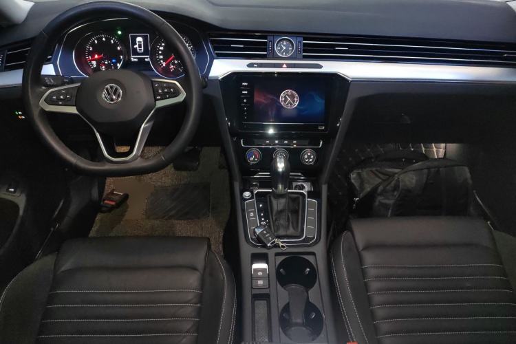 Used Volkswagen Magotan 2020 280TSI DSG Comfort Edition Center Console