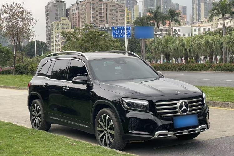 Used Mercedes-Benz GLB 2024 Refresh GLB 220 Fashion Edition Front Right 45 Deg