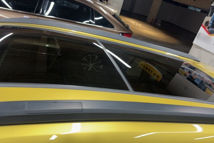 Used Toyota FRONTLANDER 2023 2.0L Smart Electric Hybrid Dual-Engine Deluxe Version Roof