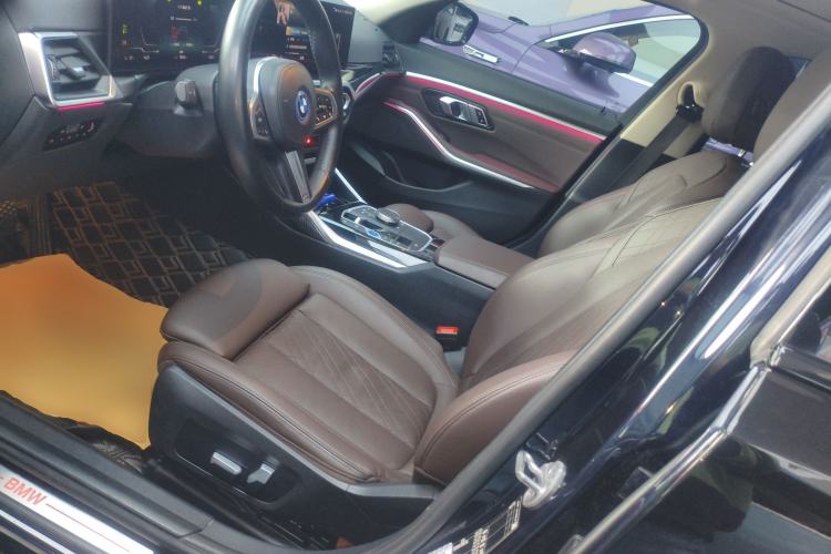 Used BMW i3 2022 eDrive 35 L Left Front Seat