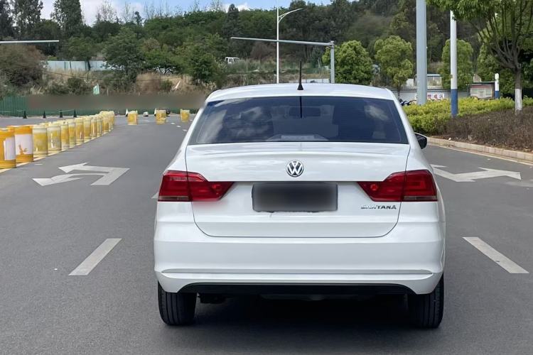 Used Volkswagen Santana 2021 1.5L Manual Fashion Edition Exterior 9