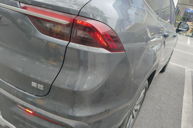 Used Geely Auto Haoyue 2022 1.8TD Automatic Prestige 7-Seater Right Rear Taillight