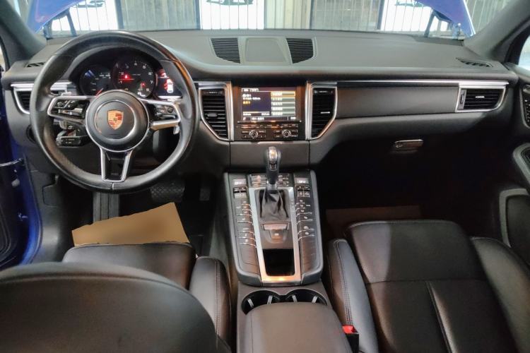Used Porsche Macan 2014 Macan 2.0T Center Console