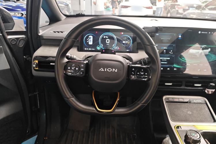 Used AION Y 2022 70 Tech Edition Lithium Iron Phosphate Steering Wheel