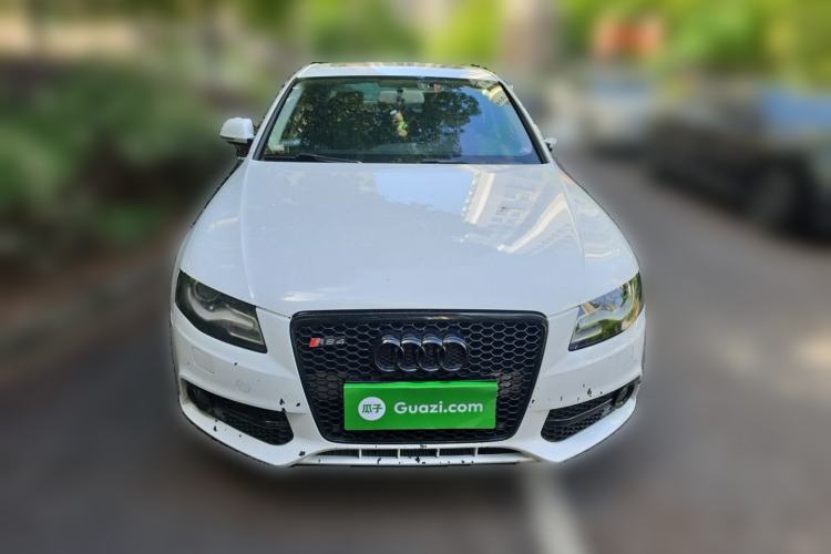 Used Audi A4L 2012 2.0 TFSI automatic Comfort trim level