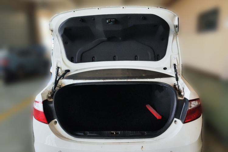 Used Chery Arrizo 7 2015 1.6L Manual ZhiShang Edition Trunk