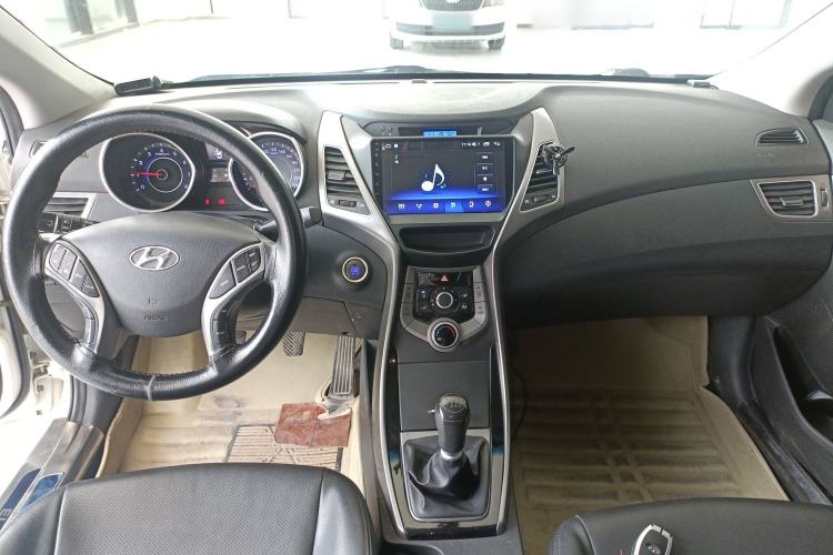 Used Hyundai Elantra (5th Generation / Langdong) 2015 1.6L Manual Leading Model

