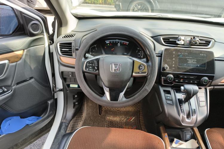 Used Honda CR-V 2017 240TURBO CVT Front-Wheel Drive Fashion Edition
