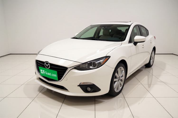 Used Mazda 3 Axela 2014 Sedan 2.0L Automatic Sport Model