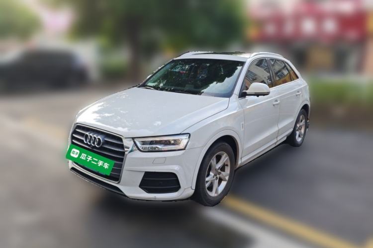 Used Audi Q3 2018 30th Anniversary Edition 30 TFSI Fashion Model Guazi used car, China used car export, Used car for sale, Used cars, Cheapest cars for sale