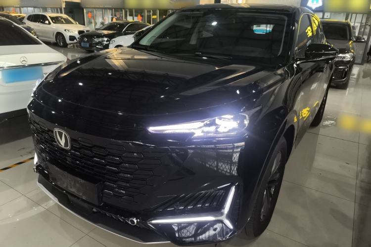 Used Changan UNI-K 2024 2.0T Two-Wheel Drive YueShang Trim