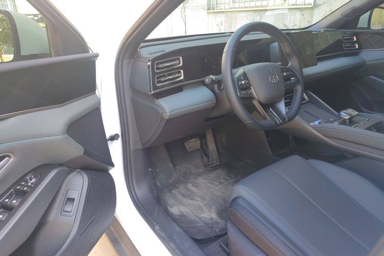 Used BYD Qin L 2024 DM-i 80KM Leading Model