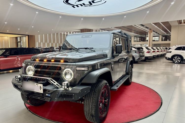 Used 212 T01 2024 2.0T Explorer
