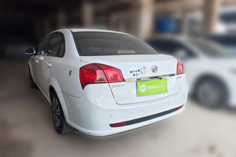 Used Buick Excelle 2013 1.5L Automatic Classic Model
