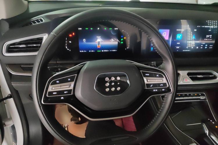 Used Landian E5 2023 1.5L DE-i 100KM Enjoyment Version 5 Seats