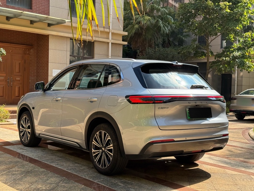 Geely Galaxy Xingjian 7 EM-i 2026 Model 135km Starship Version — снимка 14