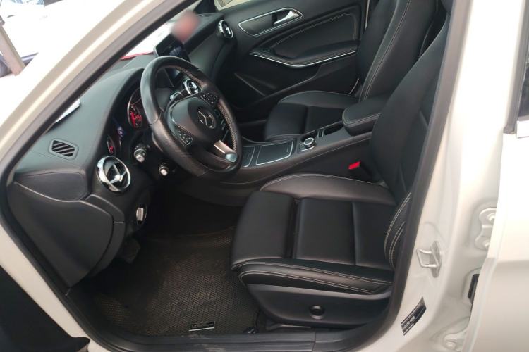 Used Mercedes-Benz GLA 2017 GLA 200 Fashion Model