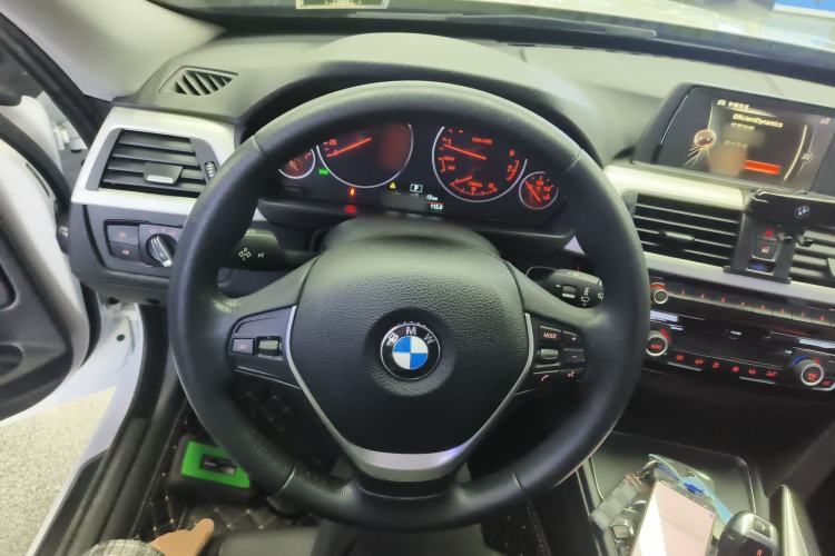 Used BMW 3 Series GT 2017 320i Sport Edition