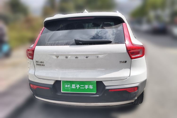 Used Volvo XC40 2022 T4 Four-Wheel Drive Smart & Stylish Edition