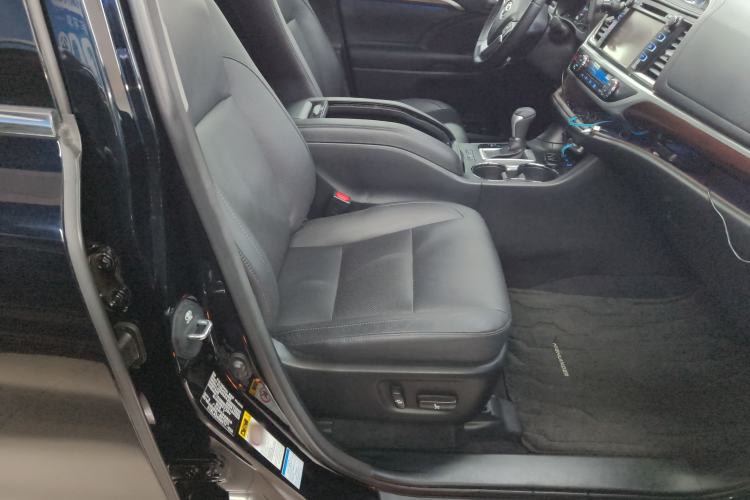 Used Toyota Highlander 2015 2.0T Four-Wheel Drive Ultimate Edition 7-Seater