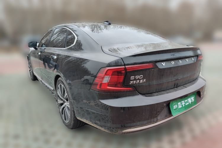 Used Volvo S90 2023 B5 Zhiyuan Luxury Edition