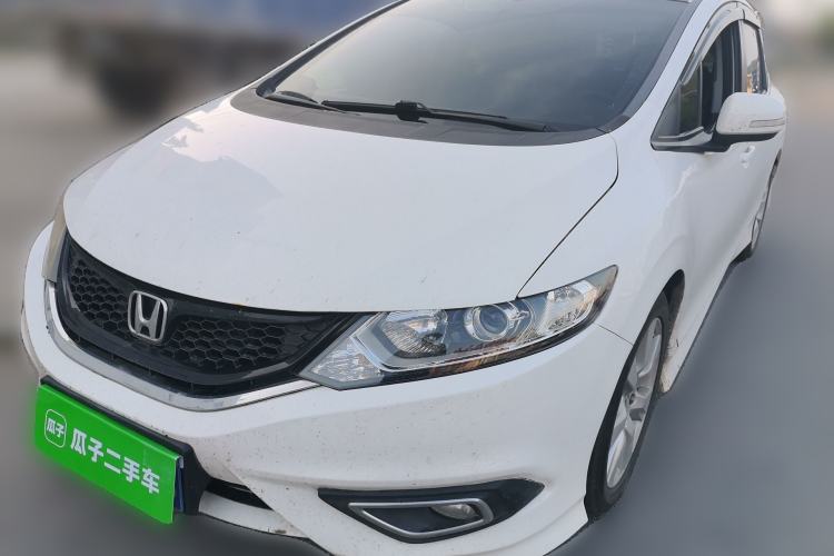 Used Honda Jade 2013 1.8L automatic Comfort version 6 seats