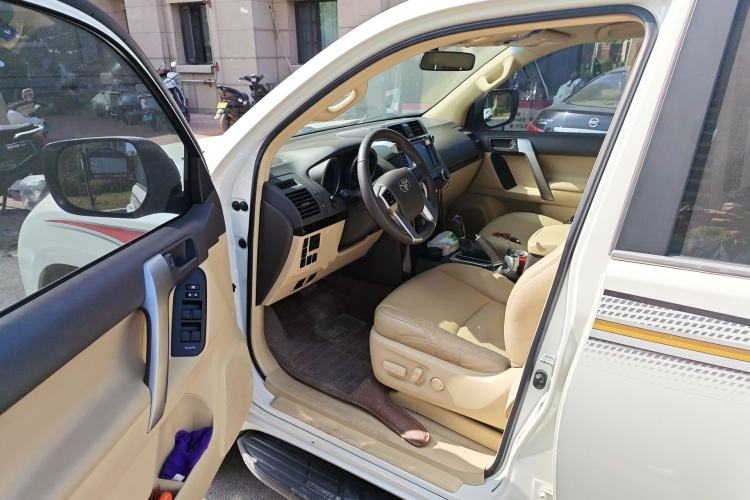 Used Toyota Prado 2014 2.7L Middle East Version Parallel Import
