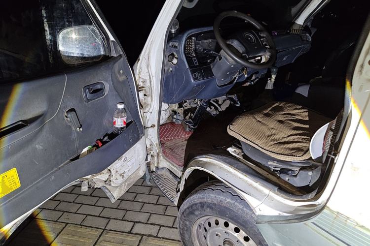 Used Jinbei Hiace 2014 2.0L Fifth-Generation Xiangyun Comfort Type 1 4G20C
