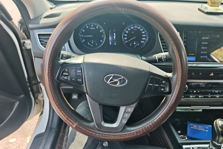 Used Hyundai Mistra 2014 1.8L Automatic Smart GLS
