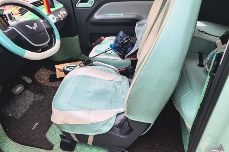 Used Wuling Hongguang MINIEV 2021 Macaron Fashion Model Lithium Iron Phosphate Left Front Seat