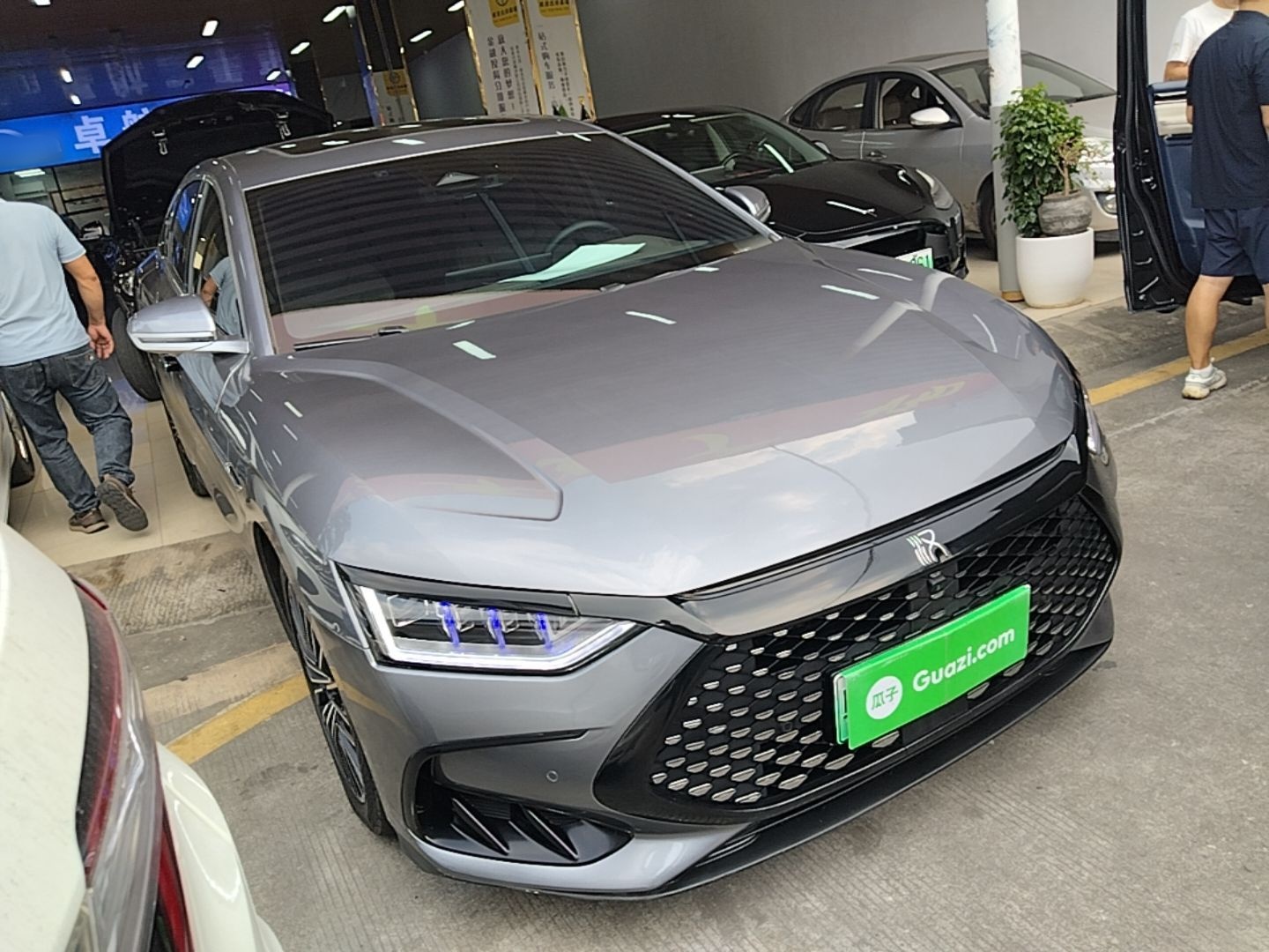 BYD Han 2023 DM-i Champion Edition 121KM Prestige Model - Prestige — снимка 3