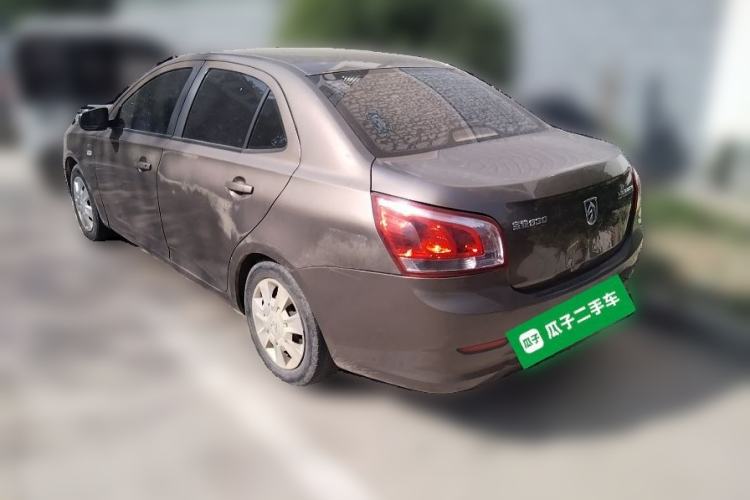 Used Baojun 630 2013 1.5L manual standard version