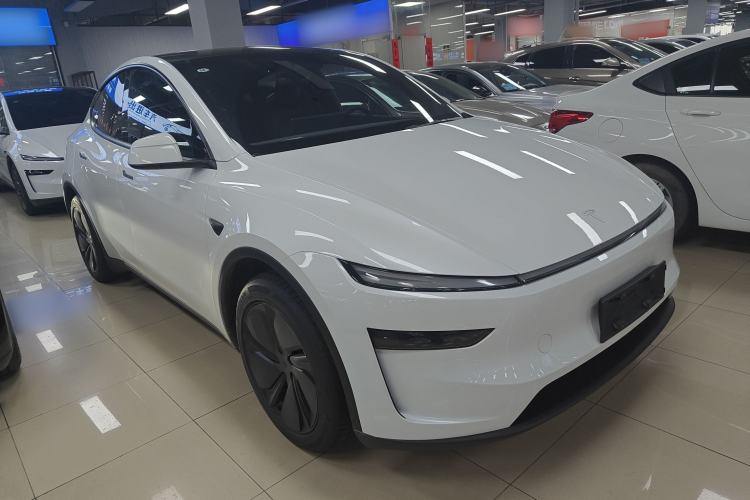 Used Tesla Model Y 2026 Long-Range All-Wheel-Drive Model