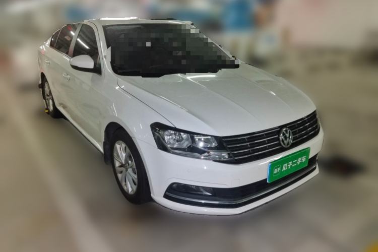 Used Volkswagen Lavida 2017 1.6L Automatic Comfort Edition
