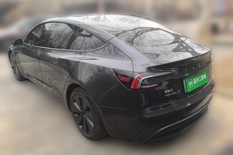 Used Tesla Model 3 2023 Rear-Wheel-Drive Version
