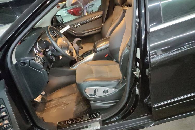 Used Mercedes-Benz R-Class 2014 R 320 4MATIC Business Model