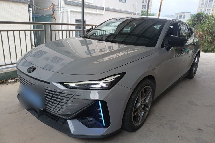 Used CHANGAN UNI-V 2022 1.5T Prestige Version