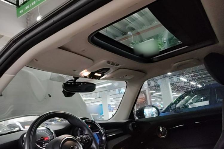 Used MINI 2019 1.5T COOPER Classic Edition
