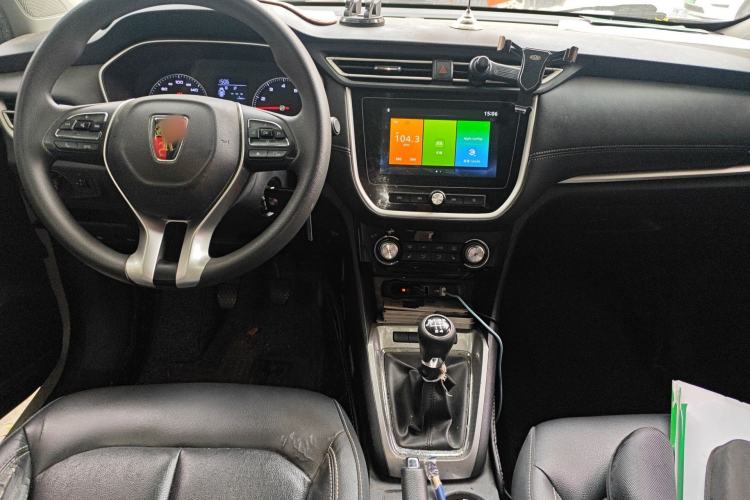 Used Roewe RX3 2018 1.6L Manual Flagship Edition Center Console