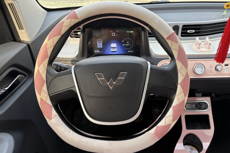 Used Wuling Hongguang MINIEV 2022 Macaron Premium Model – Lithium Ternary Battery