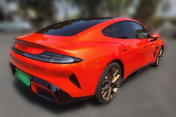 Used Xiaomi Auto SU7 2024 Four-Wheel Drive Ultra-Long Range Advanced Intelligent Driving Max Edition