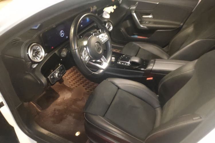 Used Mercedes-Benz A-Class 2022 Revised Version A 200 L Sport Sedan Fashionable Style