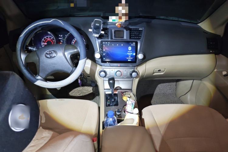 Used Toyota Highlander 2012 2.7L 2WD 5-Seater Elite Edition Center Console