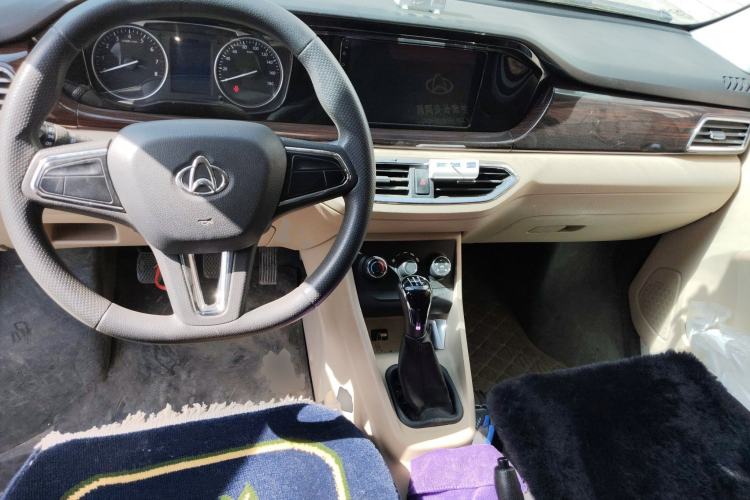 Used CHANGAN KUAYUE Xing V7  Center Console
