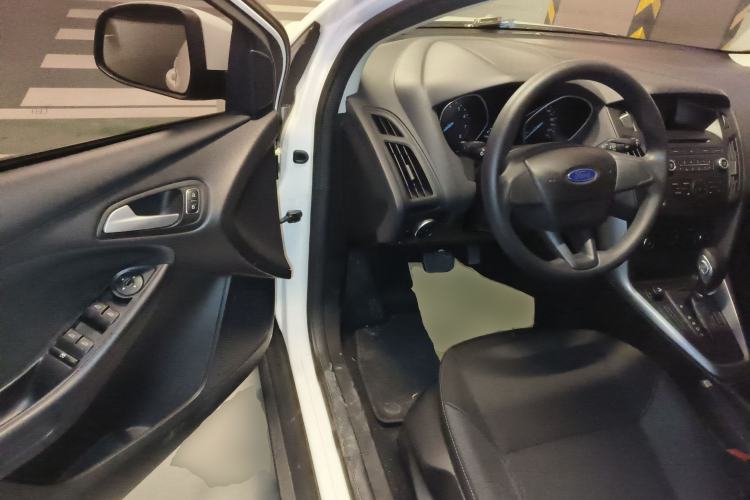 Used Ford Focus 2015 Hatchback 1.6L Automatic Comfort Model Driver Seat